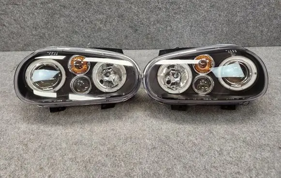 Volkswagen Golf IV Headlights/headlamps set HU46HLSCZ LHHU279