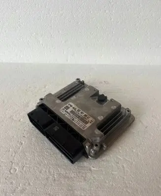 Volkswagen Golf VII Engine control unit/module 05E907309 05E907309AT
