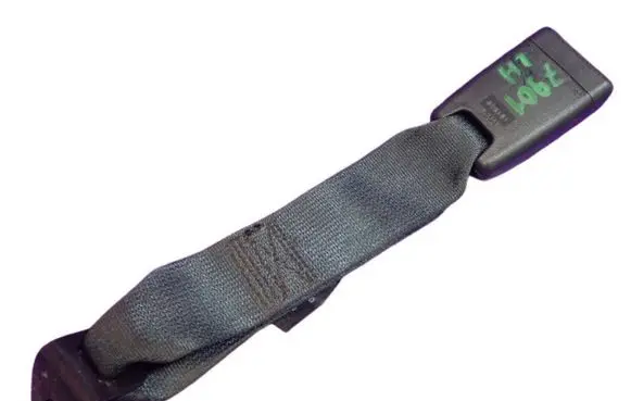Suzuki Splash Front seatbelt buckle