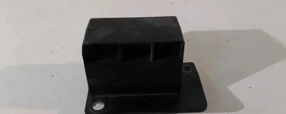 Renault Zoe Front bumper mounting bracket 620921582R
