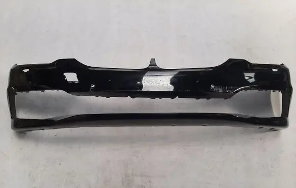 BMW 5 G30 G31 Front bumper 7385336