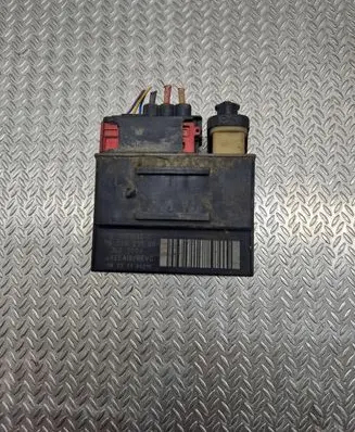 Peugeot 207 Glow plug pre-heat relay BCP2004 9652021180 018010951