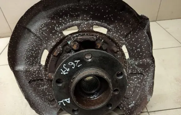BMW X5 E70 Rear wheel hub spindle/knuckle 