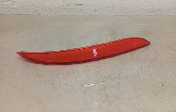 BMW 5 E60 E61 Rear tail light reflector 7183914