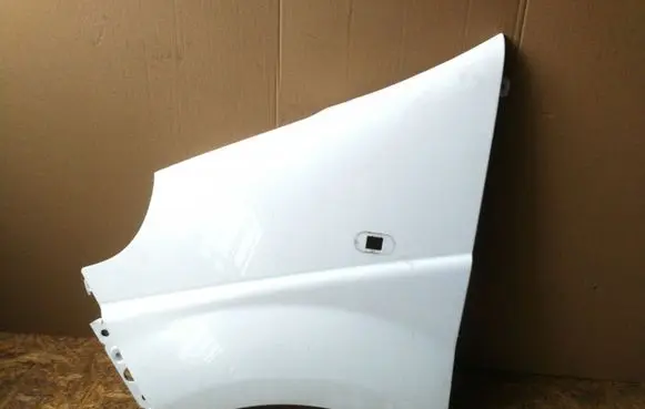 Nissan Primastar Fender