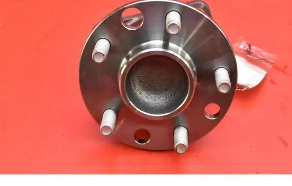 Ford Mondeo Mk III Front wheel hub spindle knuckle 30328529