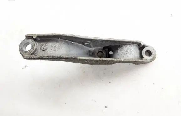 BMW 7 G11 G12 Sway bar bush bracket, front 6861473