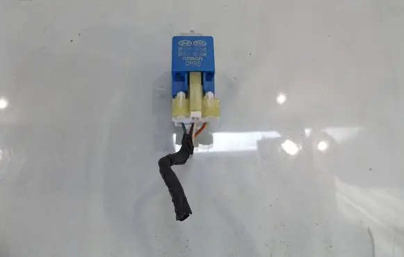Hyundai i30 Other relay 952302R100