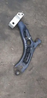 Volkswagen PASSAT B7 Front control arm NA0323