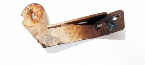 Ford Ranger Engine mounting bracket