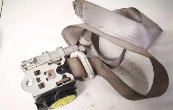 Fiat Idea Front seatbelt