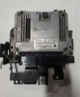 Jeep Grand Cherokee Engine control unit/module 0281030158