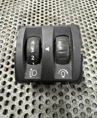 Renault Trafic III (X82) Light switch 251900567R A414547 150303