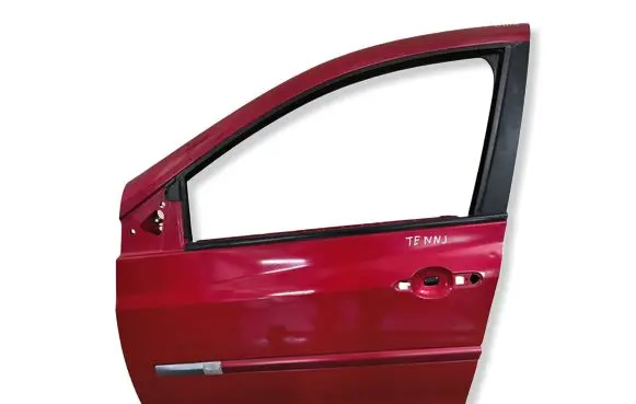 Renault Clio III Front door 