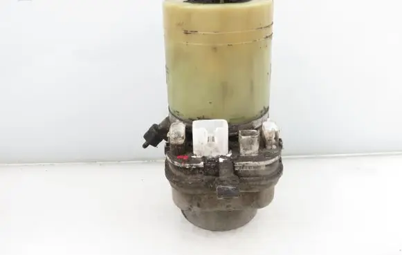 Opel Vectra C Power steering pump 