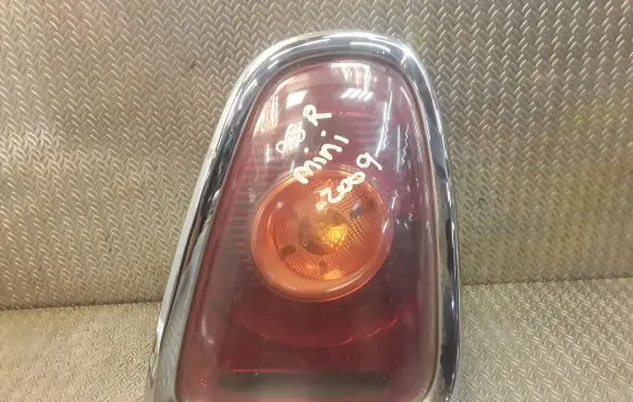 Mini One - Cooper Coupe R56 Rear/tail lights 2757010 2757012
