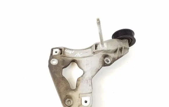 Jeep Grand Cherokee A/C compressor mount bracket 
