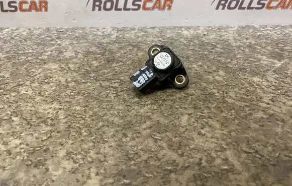 Mercedes-Benz C W204 Air pressure sensor A0061531528 0261230144