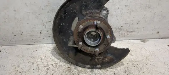 Opel Insignia A Front wheel hub spindle knuckle