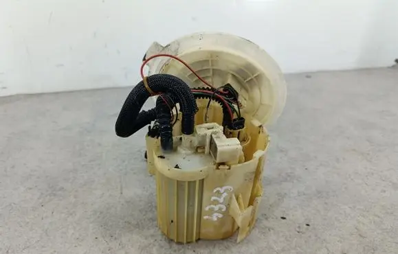 Opel Zafira B In-tank fuel pump 13129982