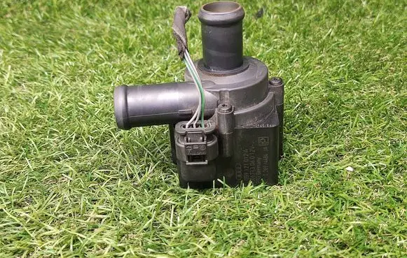 Audi A6 S6 C7 4G Electric auxiliary coolant/water pump 059121012A