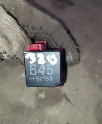 Volkswagen PASSAT B7 USA Other relay 4H0951253A