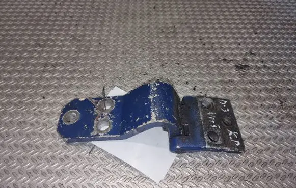 Rear door upper hinge