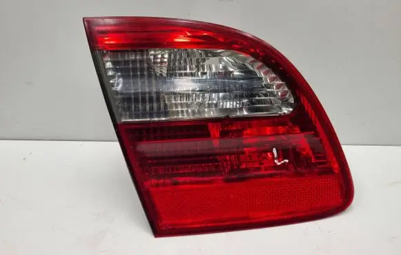 Mercedes-Benz E W211 Tailgate rear/tail lights A2118200777 2118200777