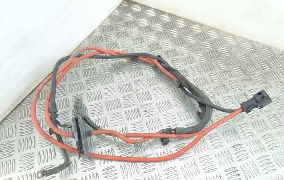 BMW 7 F01 F02 F03 F04 Positive cable (battery) 9271742