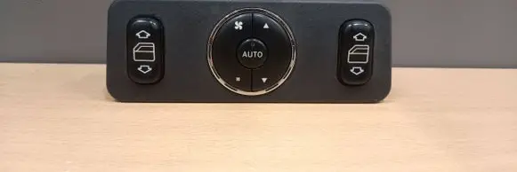 Mercedes-Benz ML W163 Electric window control switch A1638200326 2001111211 03420610