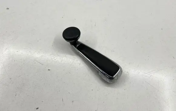 Mercedes-Benz W123 Rear door window winding handle