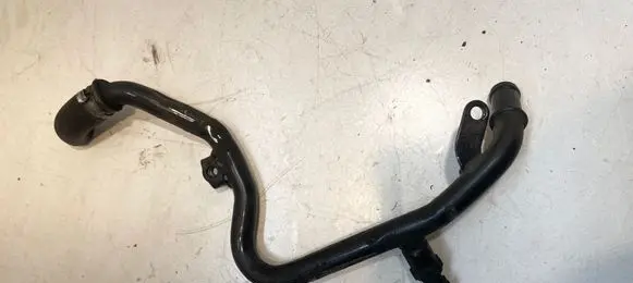 Audi Q5 SQ5 Engine coolant pipe/hose 059121070E