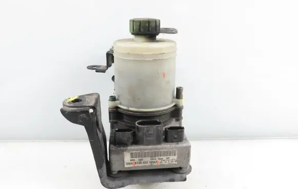 Skoda Fabia Mk1 (6Y) Power steering pump 6Q0423371A 6Q0423155A