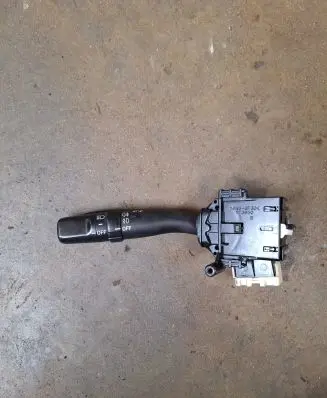 Toyota Avensis T250 Indicator stalk 84140 05110 173795