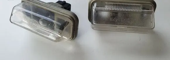 Toyota Avensis T250 Number plate light