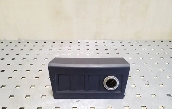 Toyota RAV 4 (XA30) Cigarette lighter 5544942011