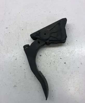Audi A6 S6 C6 4F Accelerator throttle pedal 4F1723523B 6PV00898406
