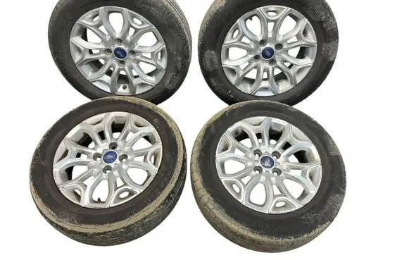 R16 alloy rim