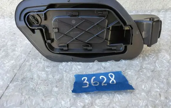 Volkswagen Golf VIII Fuel tank cap 5H9809857