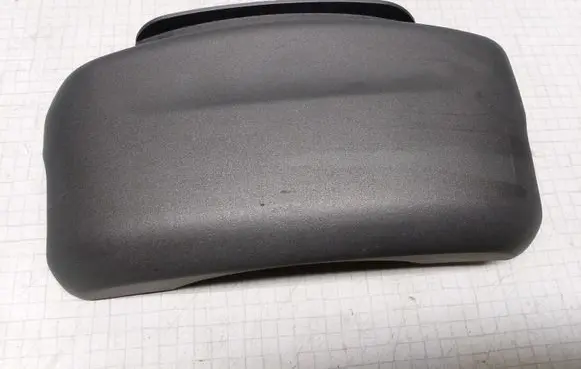 Steering wheel column trim