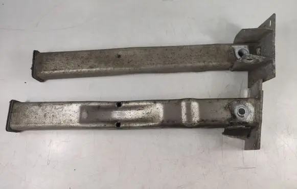 Front bumper foam support bar