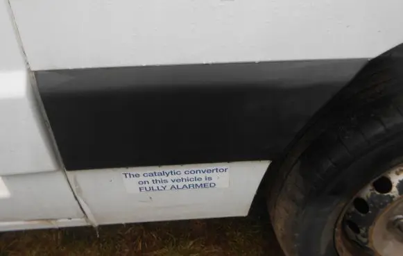 Renault Master III Rear sill (body part) 413412525234