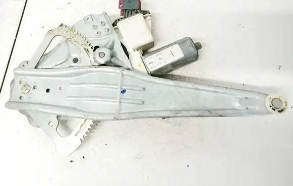 Toyota Avensis T250 Sliding door window regulator with motor 