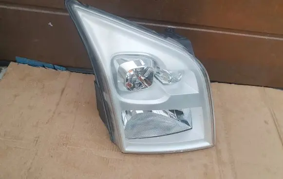 Ford Transit Headlight/headlamp 010092999010 6C1113W023DG