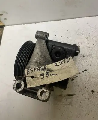 Renault Espace III Power steering pump