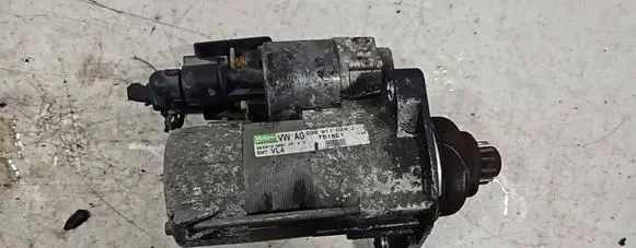Volkswagen Touran I Starter motor 02Z911024J TS18E1 2604100861