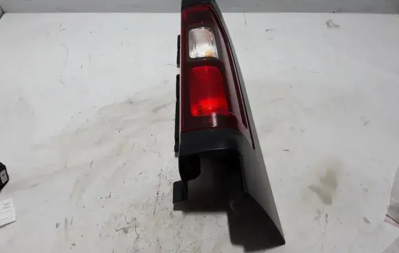 Renault Trafic III (X82) Rear/tail lights 265504656R