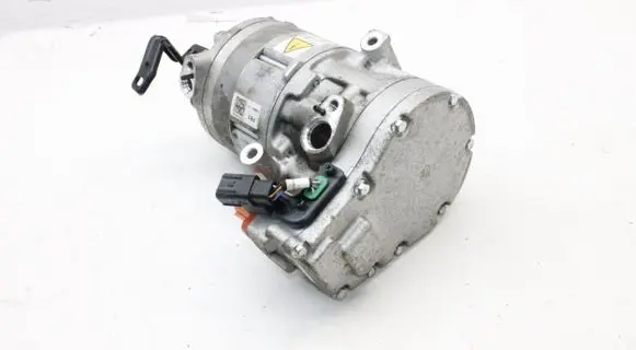 KIA Sportage Air conditioning (A/C) compressor (pump) 977E1CZ000