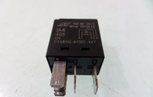 Volkswagen Sharan Other relay 7M0951253C 95VW10K705EA