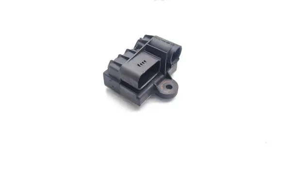 Glow plug pre-heat relay